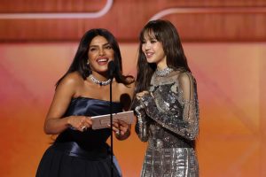 Golden Globes Night: Wins, Fashion & Viral Moments